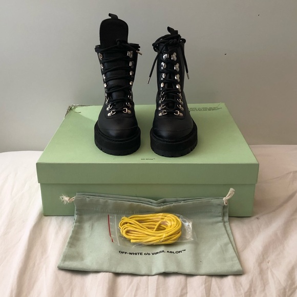 off white hiking textured-leather ankle boots - Picture 2 of 6